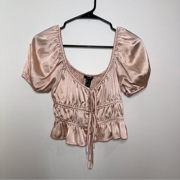 🖤Silk Pink Puff Sleeve Top - Picture 2 of 5